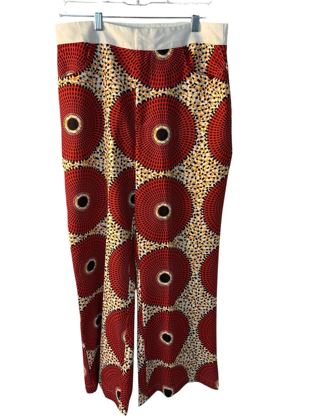 High-Waist Wide-Leg Pants in Red and Cream - Picture 2 of 6